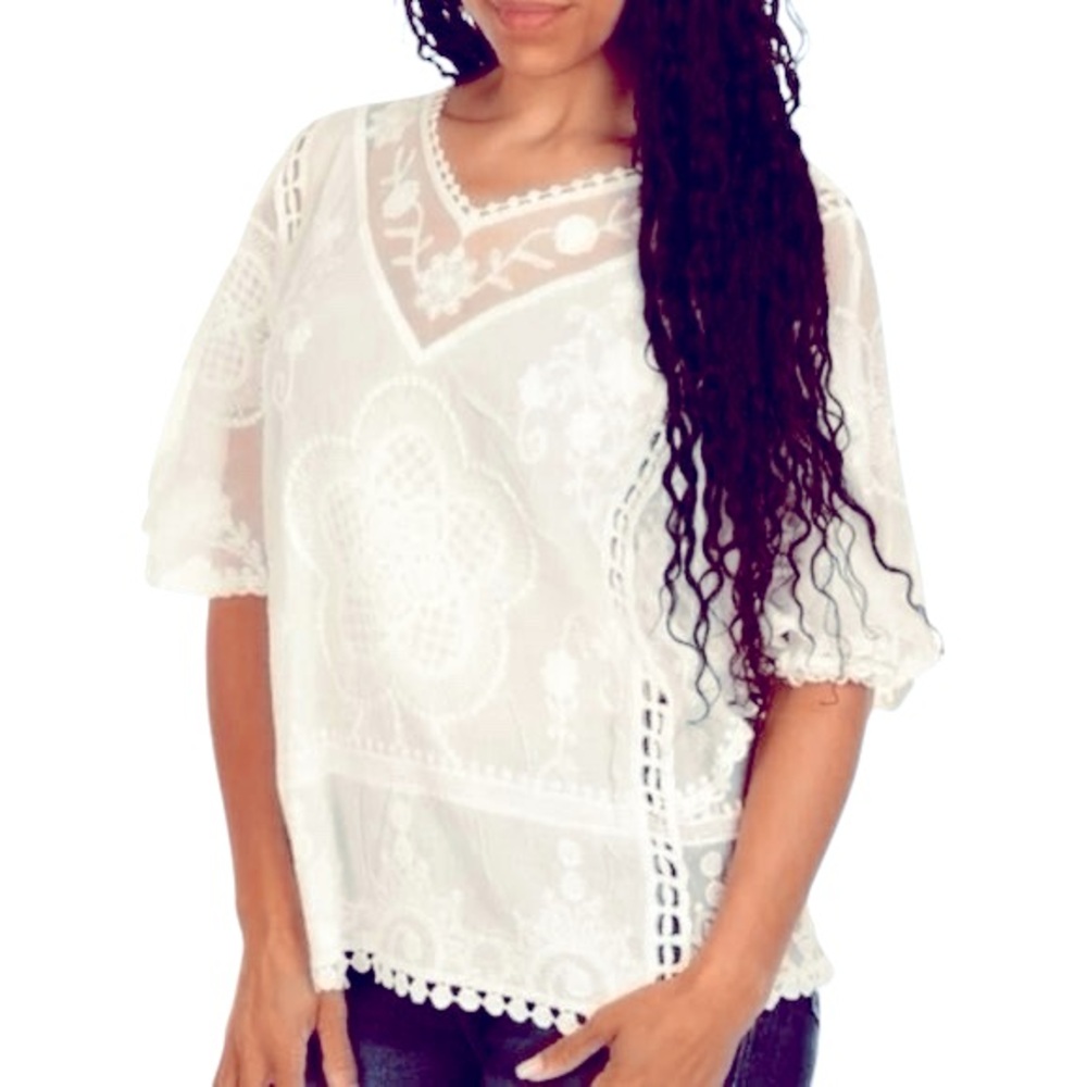 Kindred Women's Top Ivory Embroidered Lace V-neck Butterfly Sleeve Ivory Size M